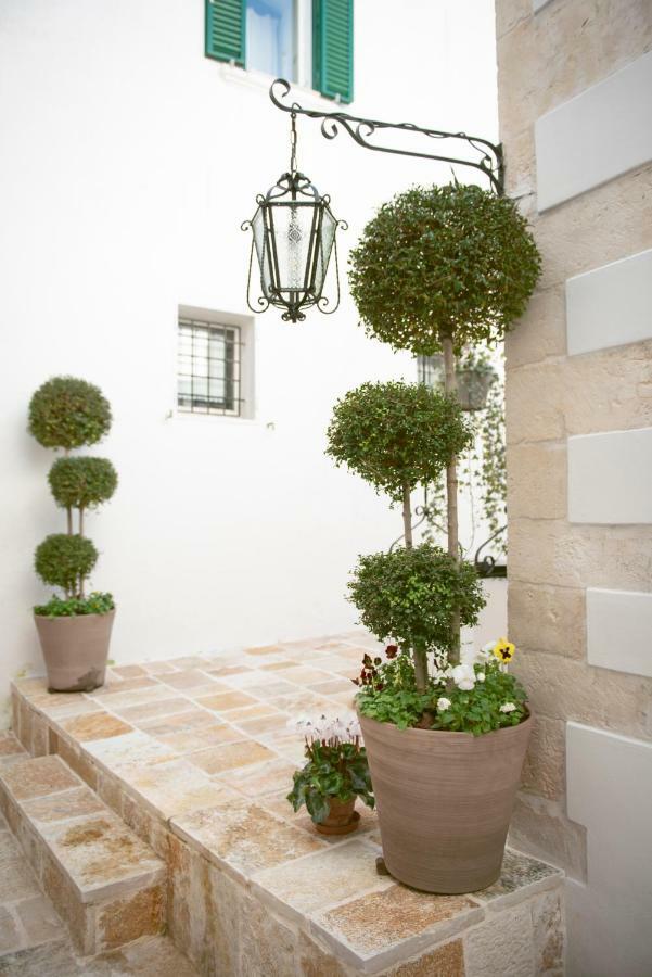 Relais L'Antico Pozzo Villa มาร์ตินาฟรังกา ภายนอก รูปภาพ